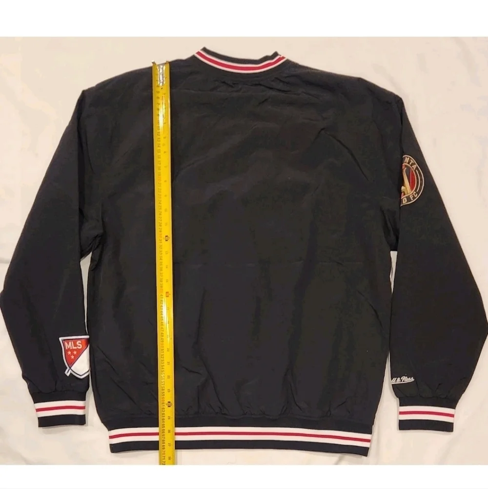 Mitchell & Ness Black Pullover Windbreaker Atlanta FC United Soccer Men's Medium